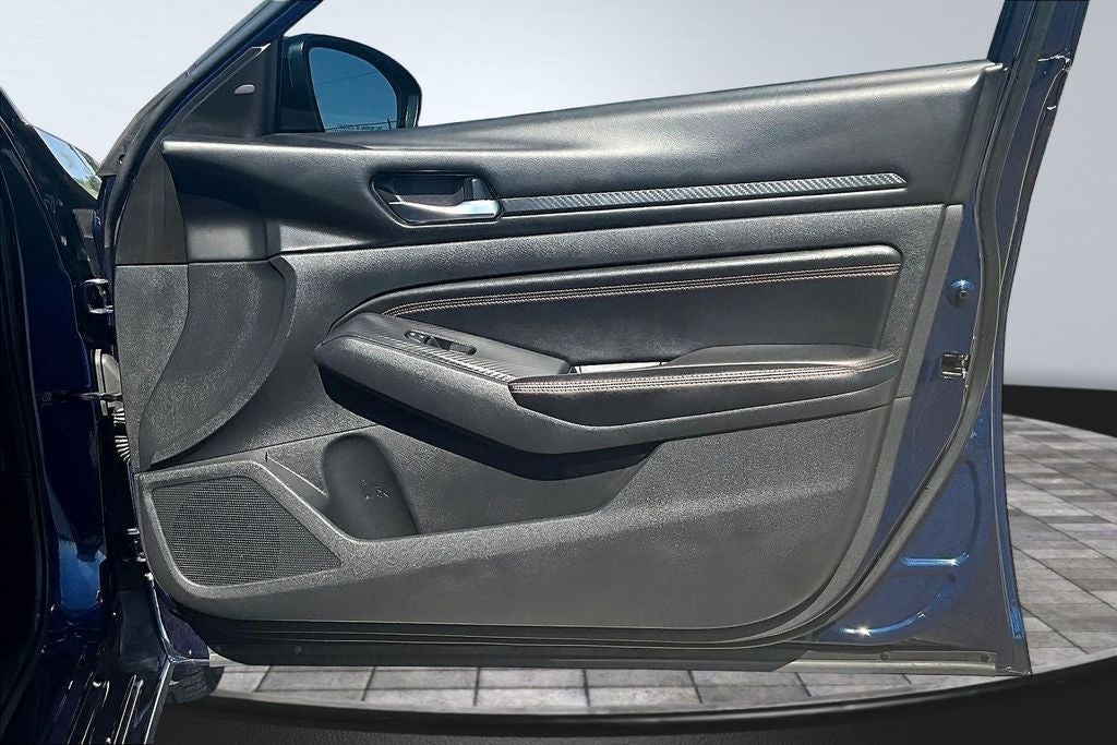 2021 Nissan Altima 2.0 SR