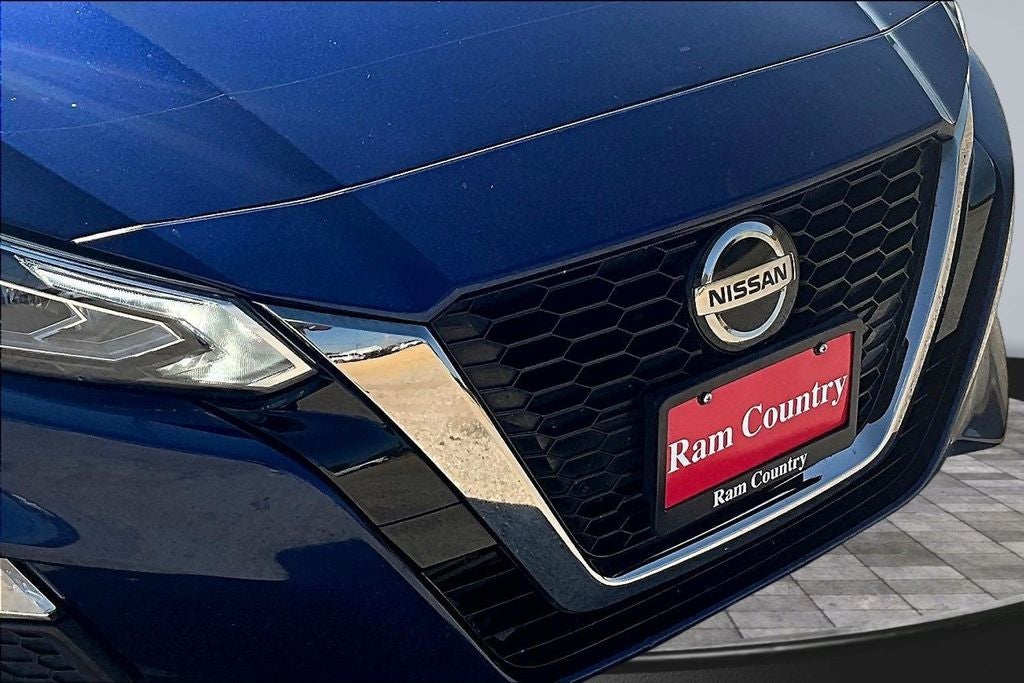 2021 Nissan Altima 2.0 SR