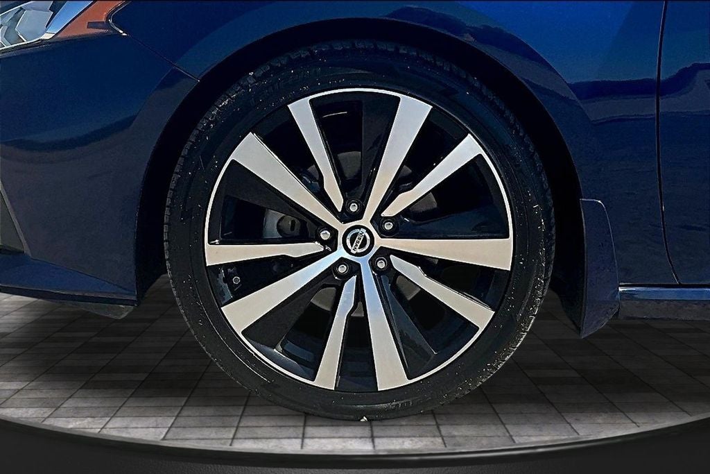 2021 Nissan Altima 2.0 SR