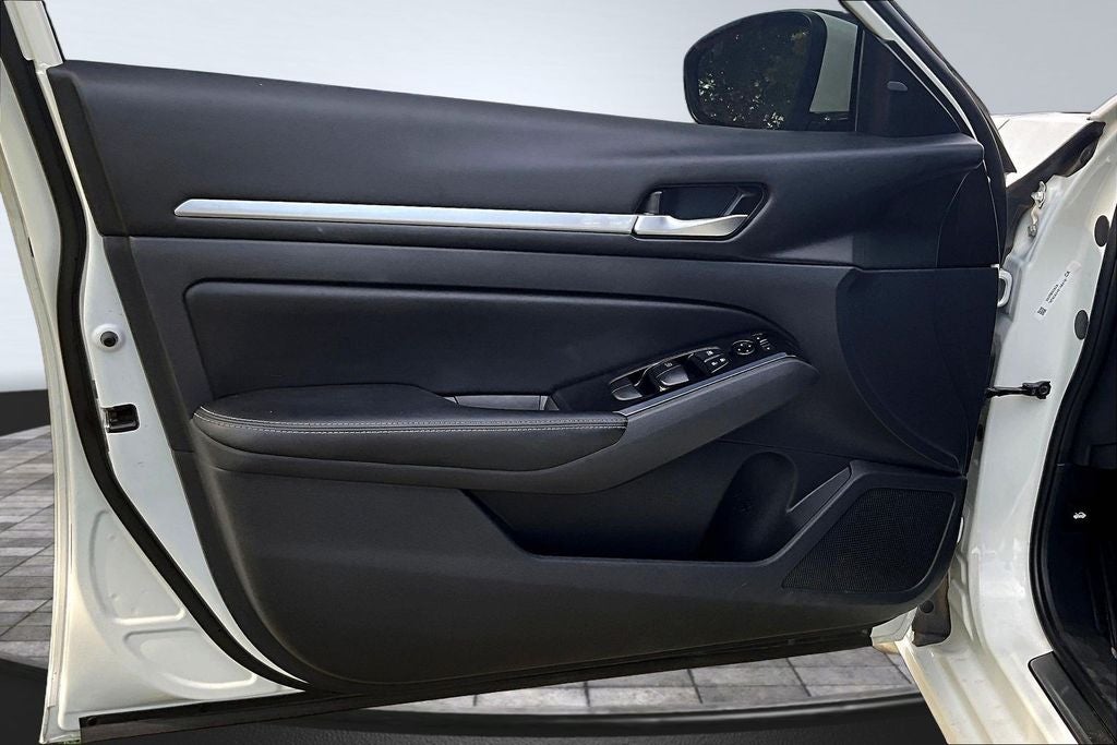 2025 Nissan Altima 2.5 SL