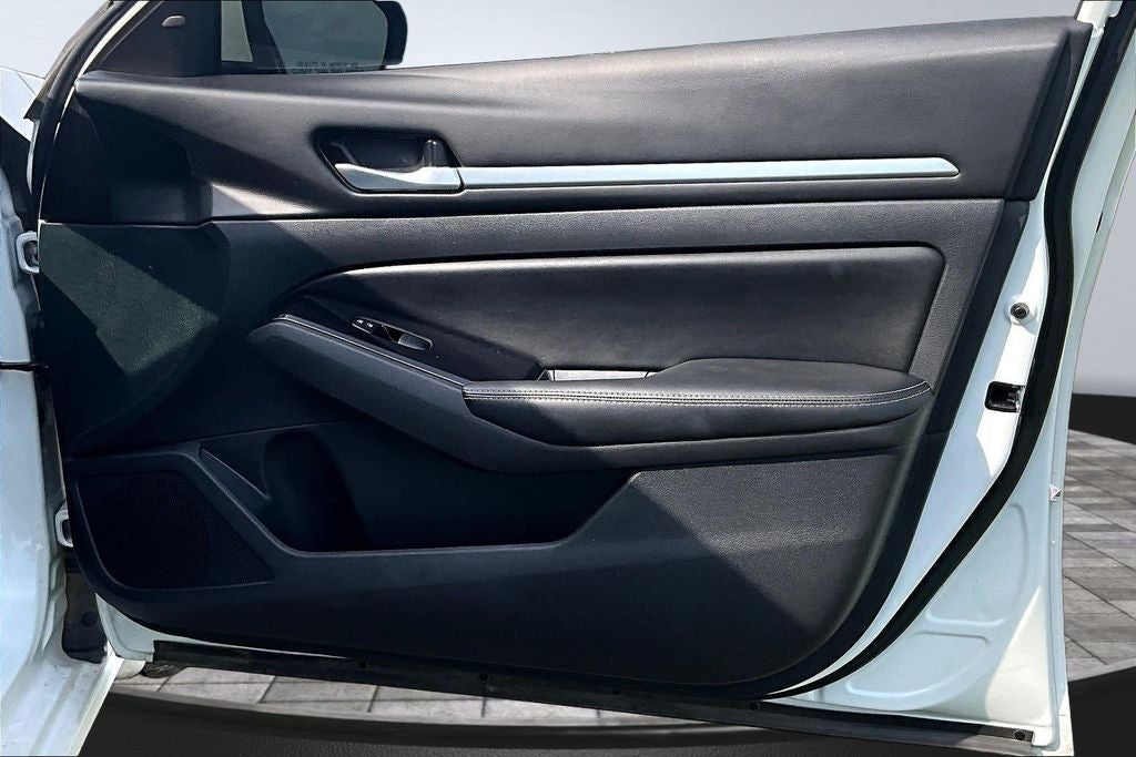 2025 Nissan Altima 2.5 SL