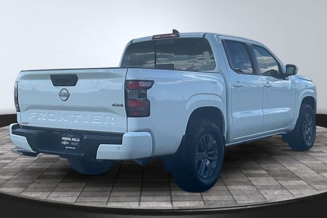 2025 Nissan Frontier SV