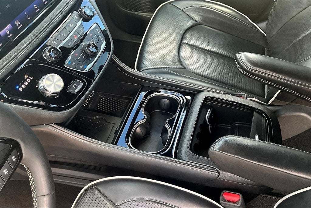 2025 Chrysler Pacifica Limited S