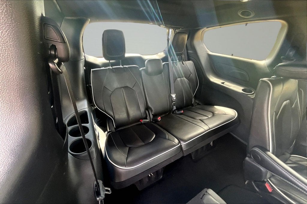 2025 Chrysler Pacifica Limited S