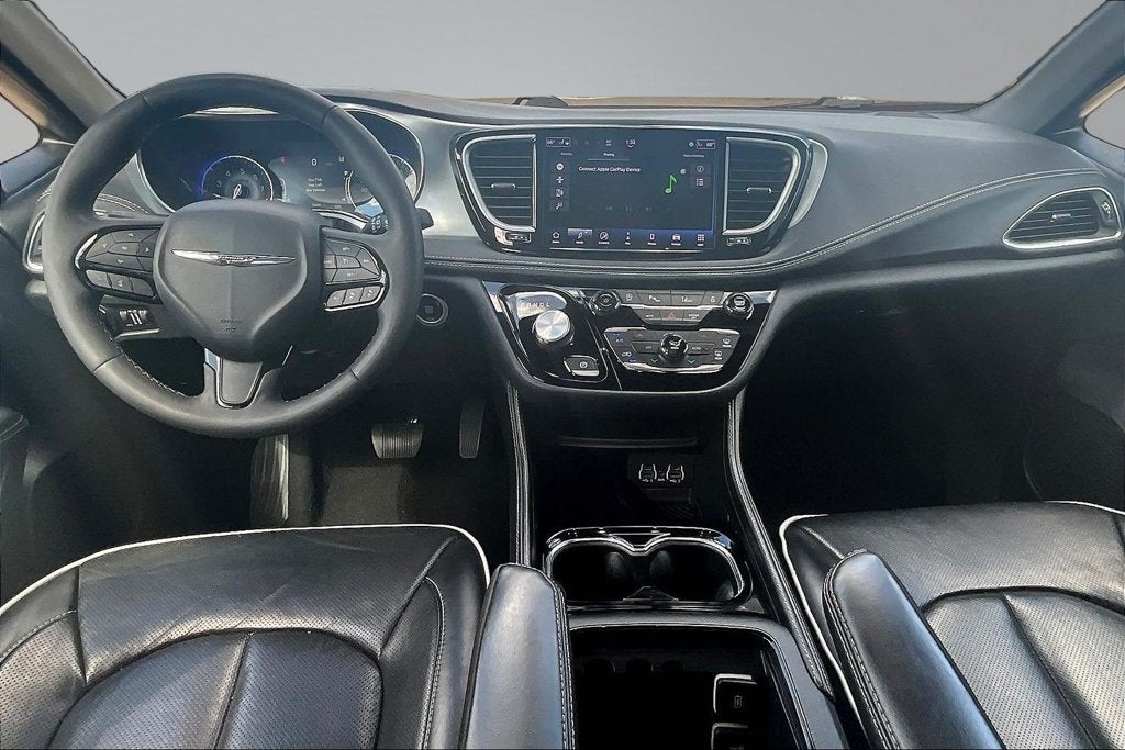 2025 Chrysler Pacifica Limited S