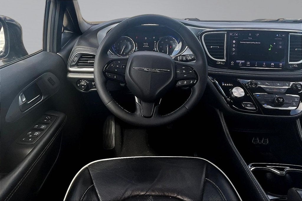 2025 Chrysler Pacifica Limited S