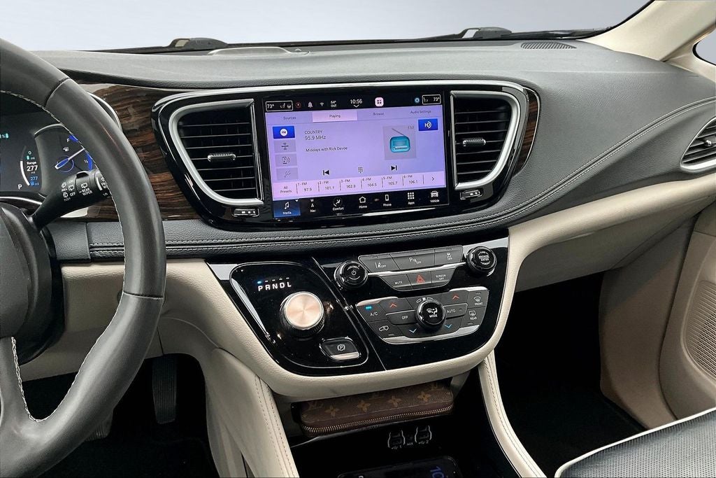 2023 Chrysler Pacifica Hybrid Limited