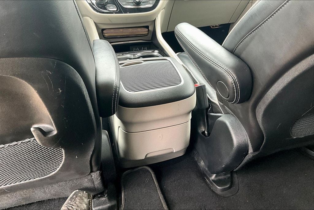 2023 Chrysler Pacifica Hybrid Limited