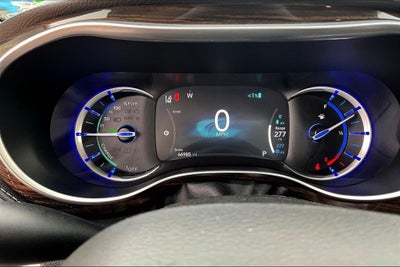 2023 Chrysler Pacifica Hybrid Limited