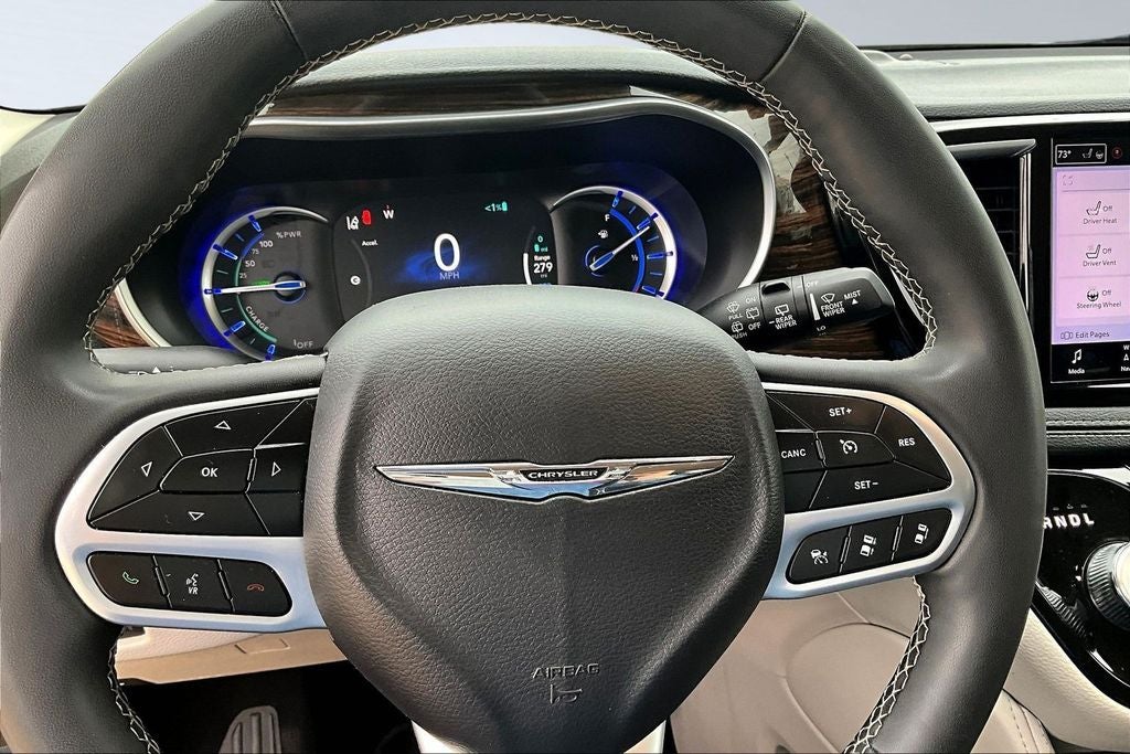 2023 Chrysler Pacifica Hybrid Limited