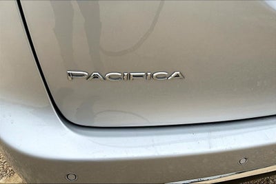 2023 Chrysler Pacifica Hybrid Limited