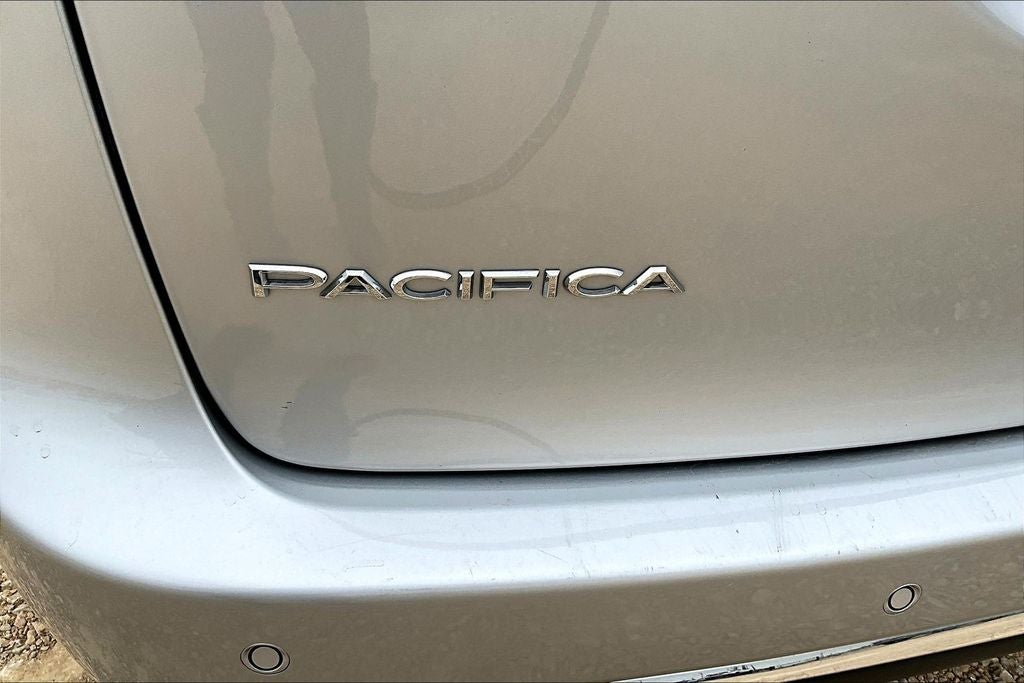 2023 Chrysler Pacifica Hybrid Limited