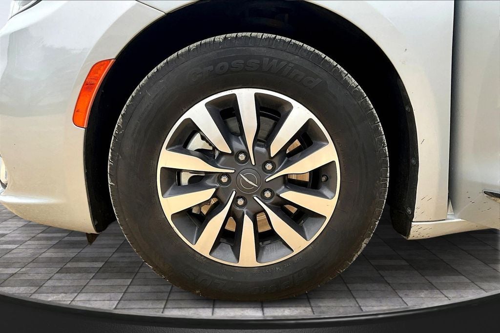 2023 Chrysler Pacifica Hybrid Limited