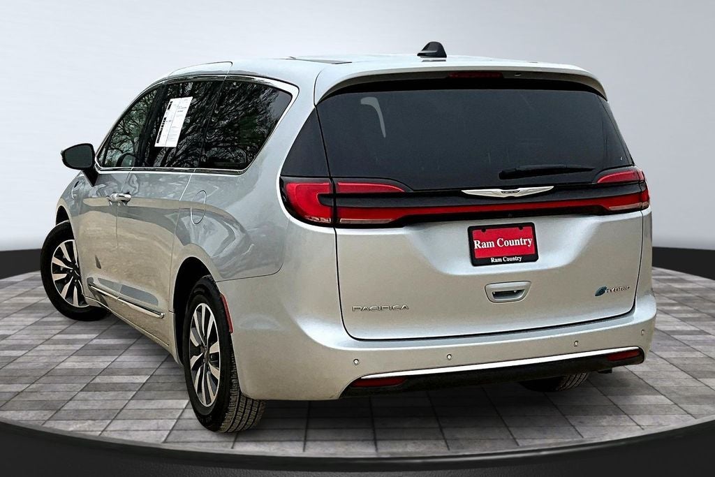 2023 Chrysler Pacifica Hybrid Limited