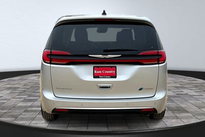 2023 Chrysler Pacifica Hybrid Limited