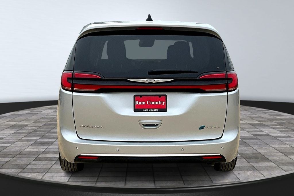 2023 Chrysler Pacifica Hybrid Limited