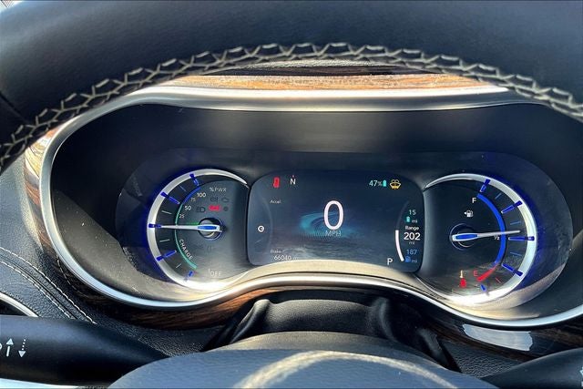 2023 Chrysler Pacifica Hybrid Limited