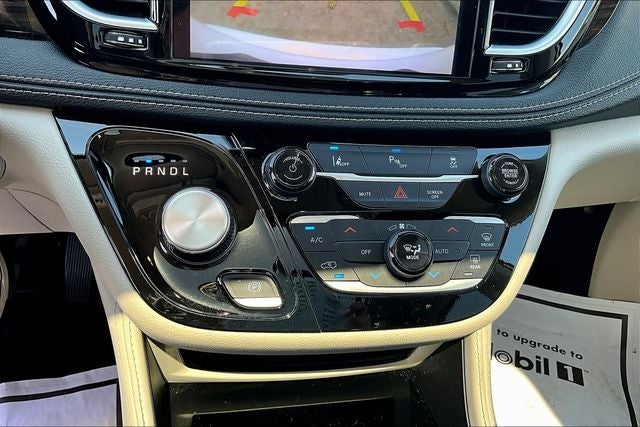 2023 Chrysler Pacifica Hybrid Limited