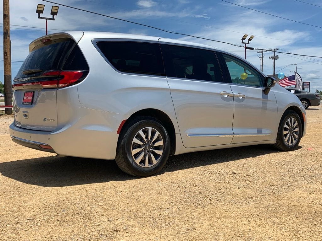 2023 Chrysler Pacifica Hybrid Limited