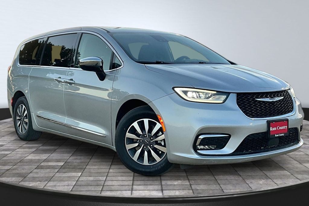 2023 Chrysler Pacifica Hybrid Limited