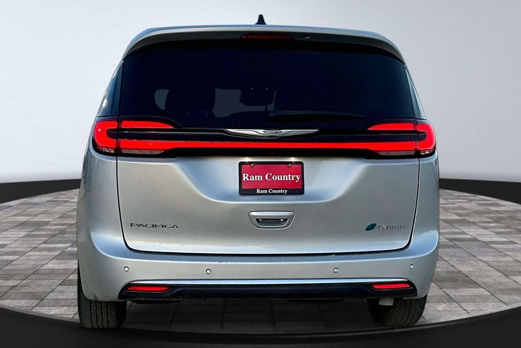 2023 Chrysler Pacifica Hybrid Limited