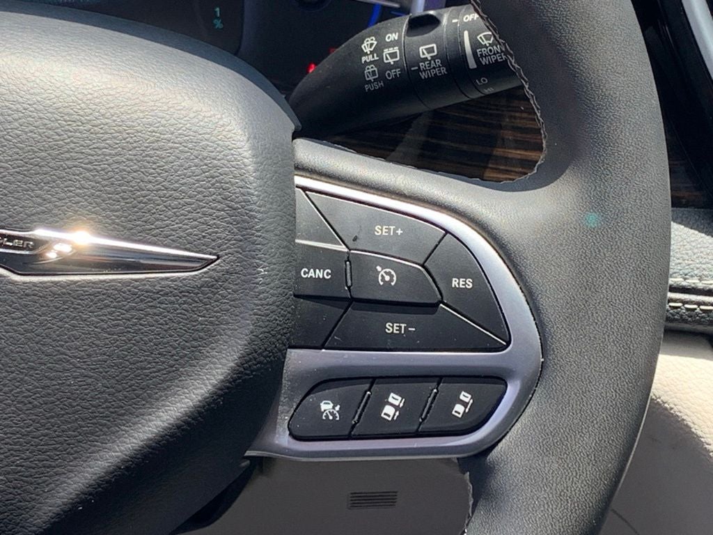 2023 Chrysler Pacifica Hybrid Limited