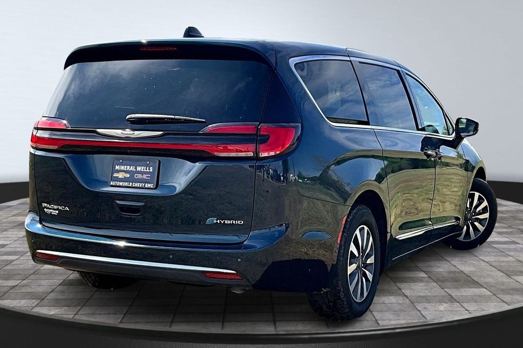 2023 Chrysler Pacifica Hybrid Limited