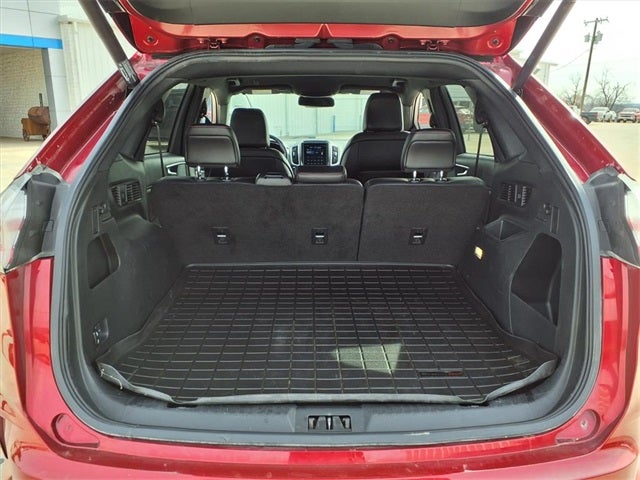 2022 Ford Edge ST Line