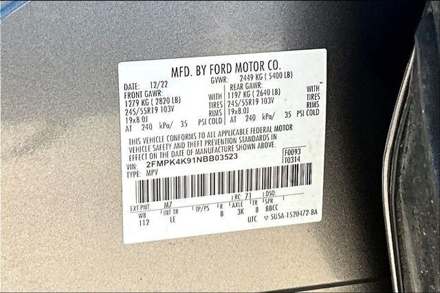 2022 Ford Edge Titanium