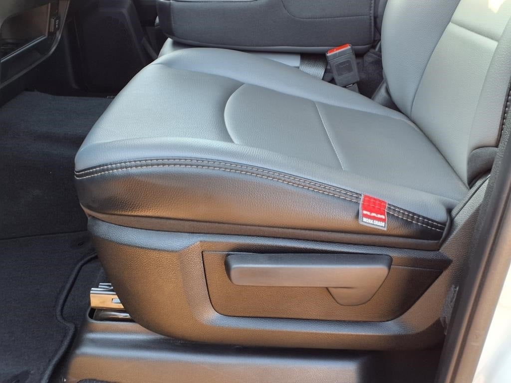 2025 RAM 2500 Tradesman 4WD