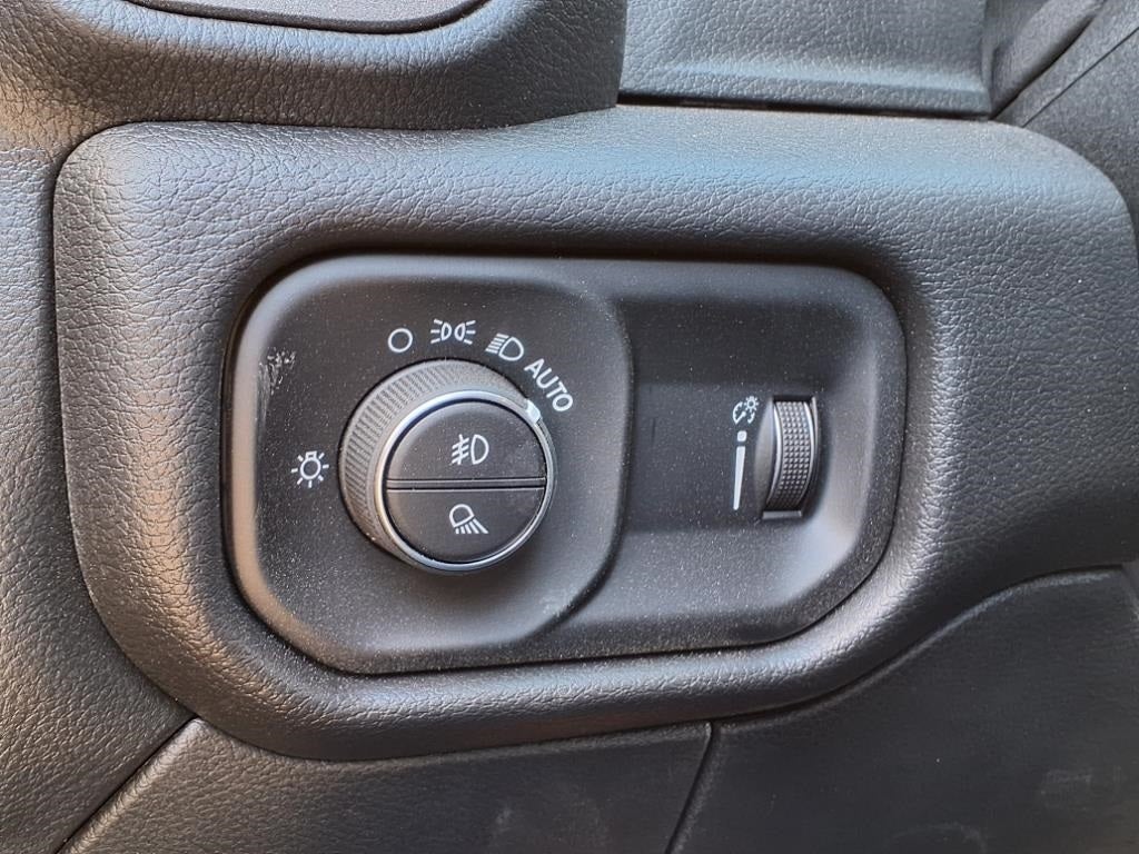 2025 RAM 2500 Tradesman 4WD