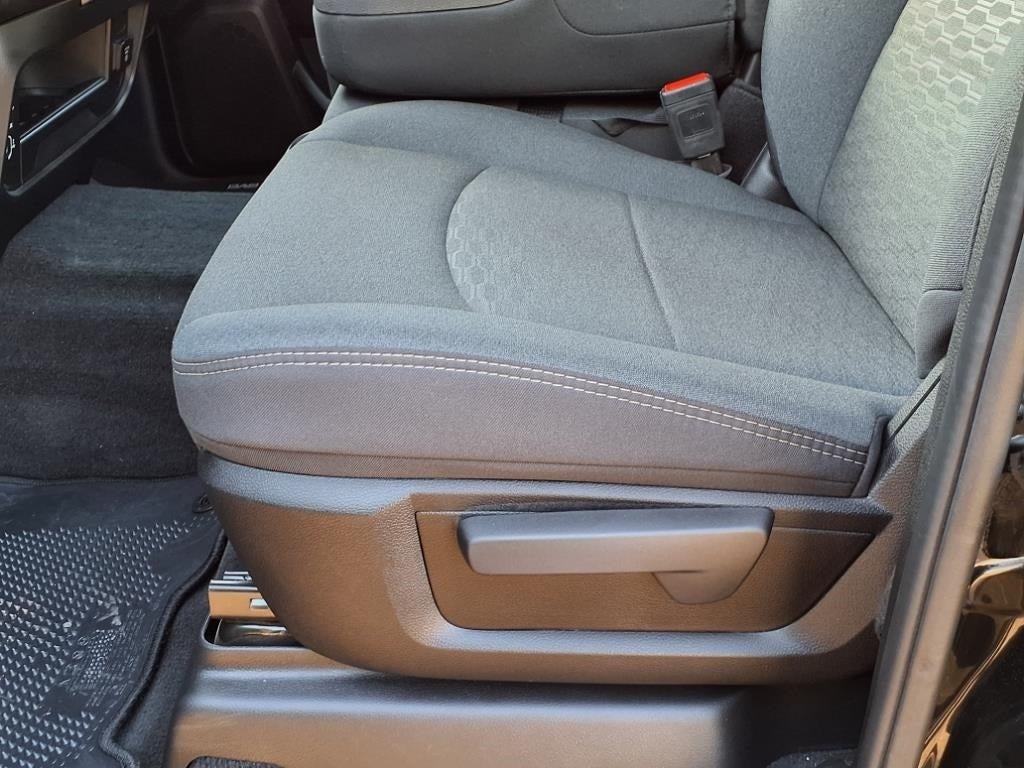 2025 RAM 2500 Tradesman 4WD