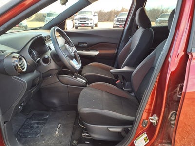 2020 Nissan Kicks SR