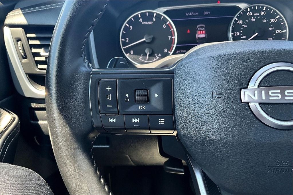 2025 Nissan Rogue SV