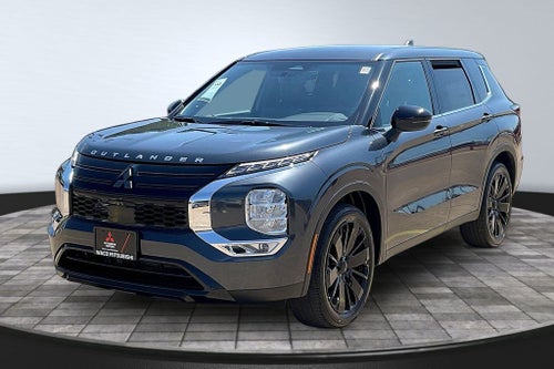 2026 Mitsubishi Outlander LE