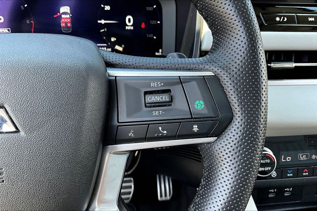 2025 Mitsubishi Outlander SEL