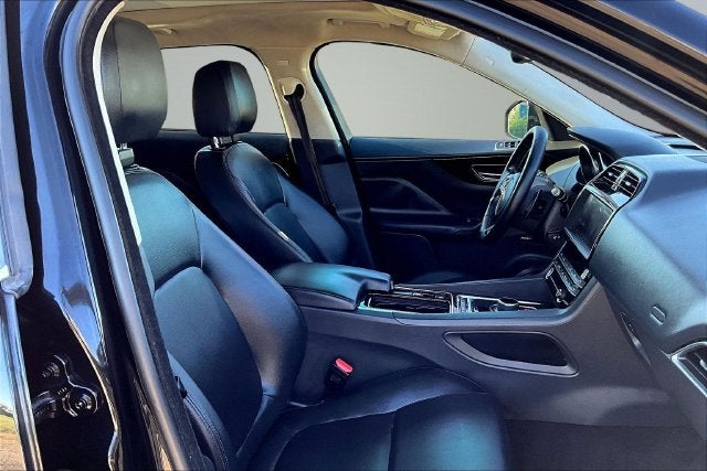 2020 Jaguar F-PACE 25t Premium