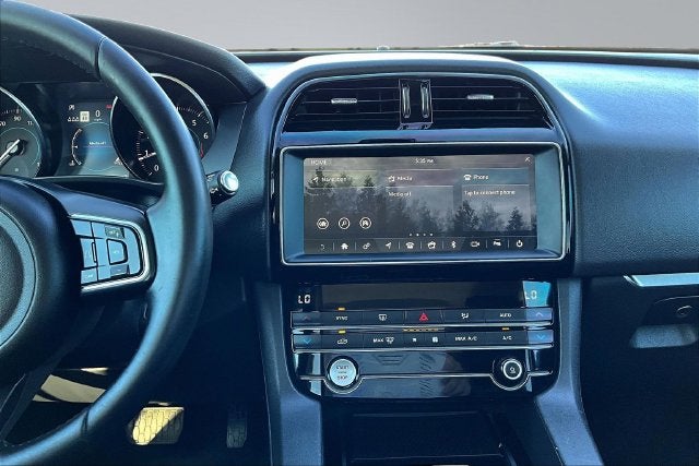 2020 Jaguar F-PACE 25t Premium