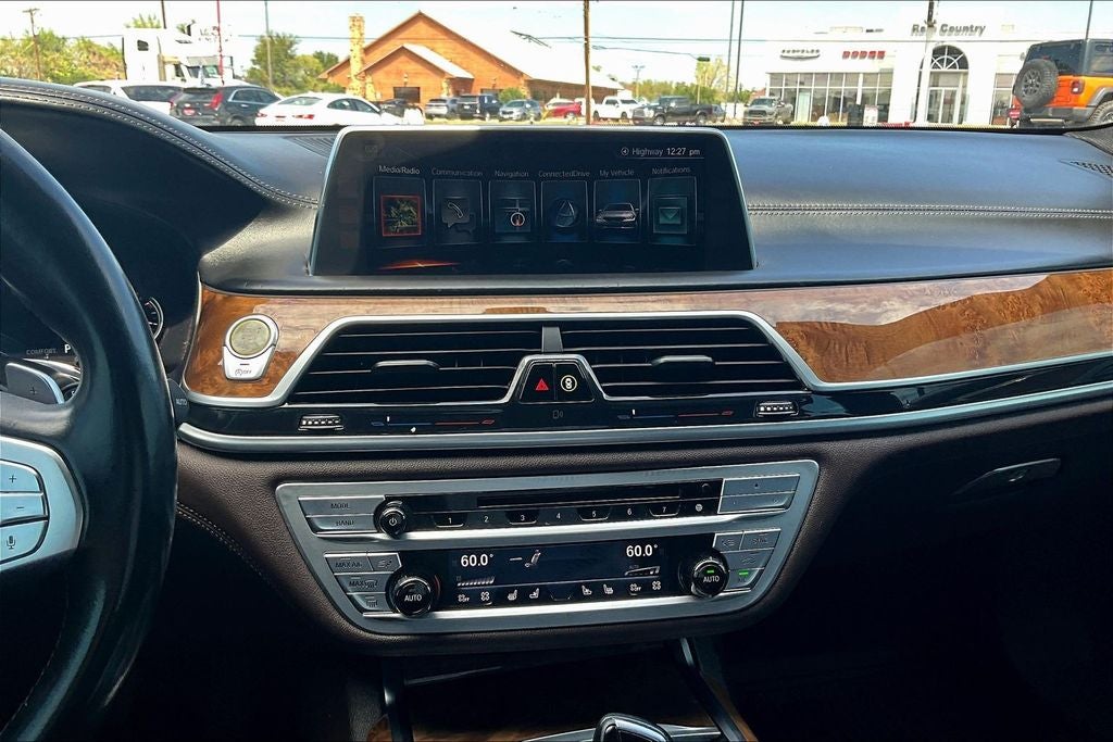 2017 BMW 7 Series 740i