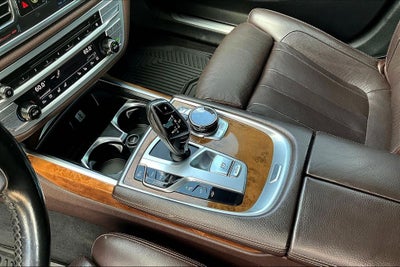 2017 BMW 7 Series 740i