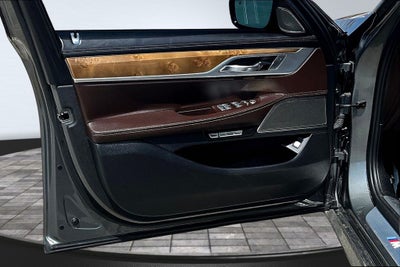 2017 BMW 7 Series 740i