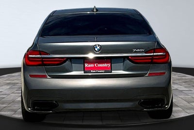 2017 BMW 7 Series 740i