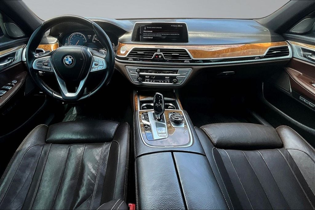 2017 BMW 7 Series 740i