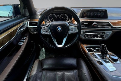 2017 BMW 7 Series 740i
