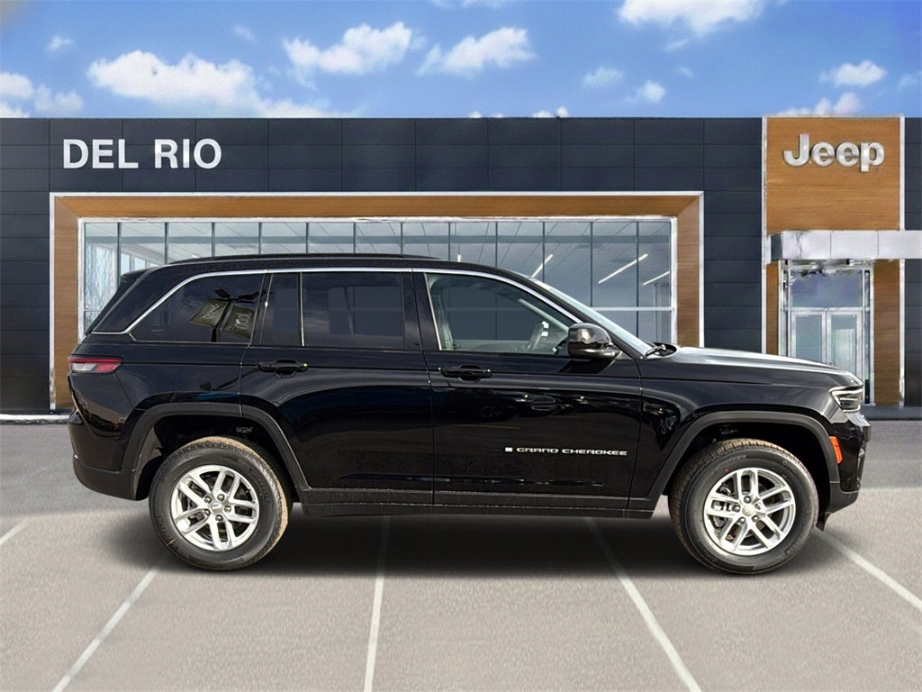 2025 Jeep Grand Cherokee GRAND CHEROKEE LAREDO X 4X2
