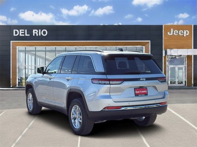 2025 Jeep Grand Cherokee GRAND CHEROKEE LAREDO X 4X2