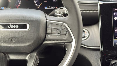 2025 Jeep Grand Cherokee GRAND CHEROKEE LAREDO 4X2