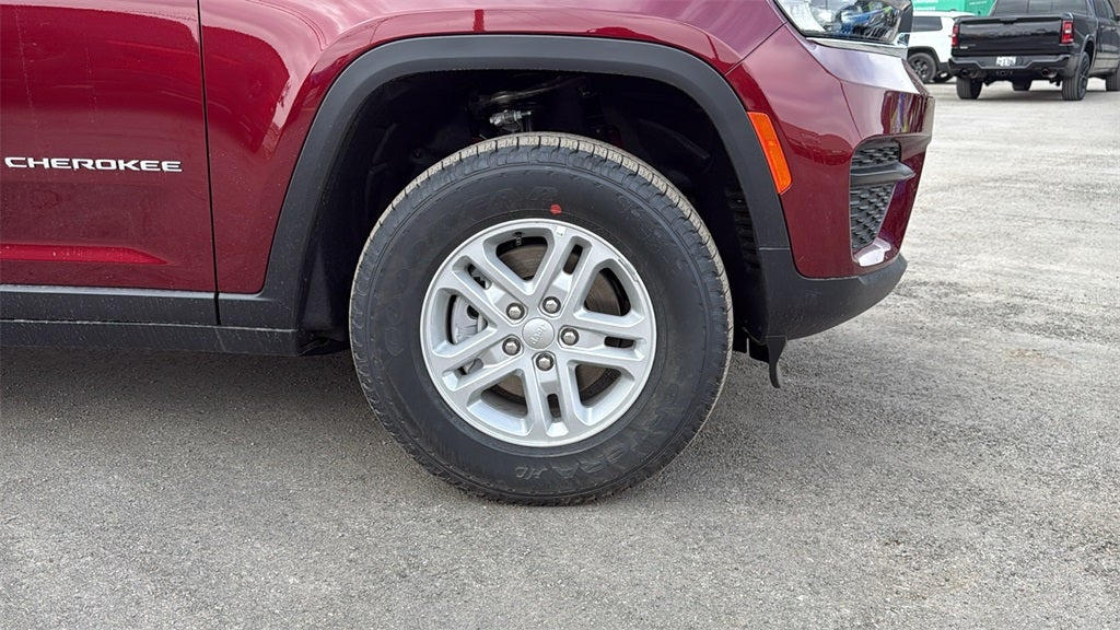 2025 Jeep Grand Cherokee GRAND CHEROKEE LAREDO 4X2