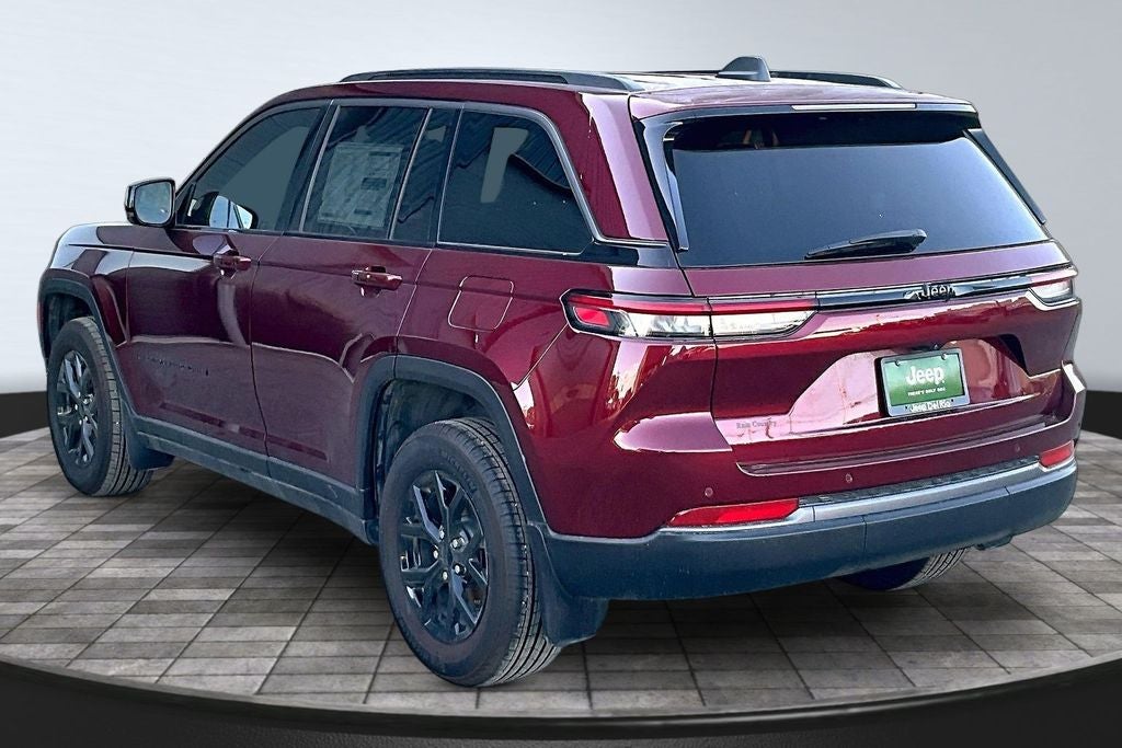 2026 Jeep Grand Cherokee Altitude