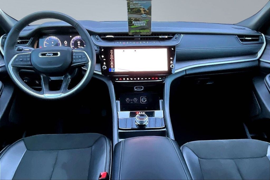 2026 Jeep Grand Cherokee Altitude